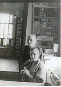 1958 год Гилева Т.П. (Путилова), Малмыгина О.Н. (Змеева) Октябрьская библиотека